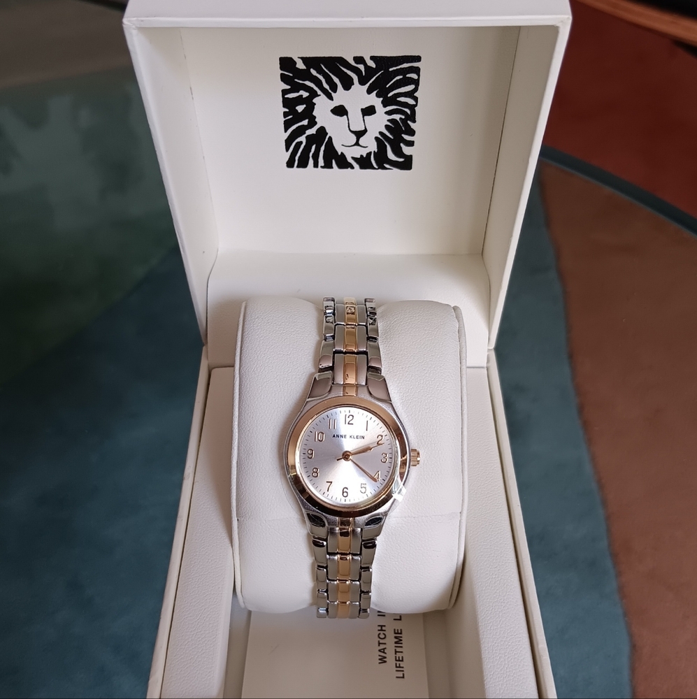 Anne Klein ☆Elegant Two-Tone Women's Watch